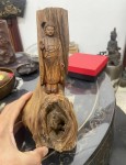 Returned from Japan, wood carvings are ingenious, the wooden knotty base of Ukusugi, the Buddha is meticulously carved, AAA000005256